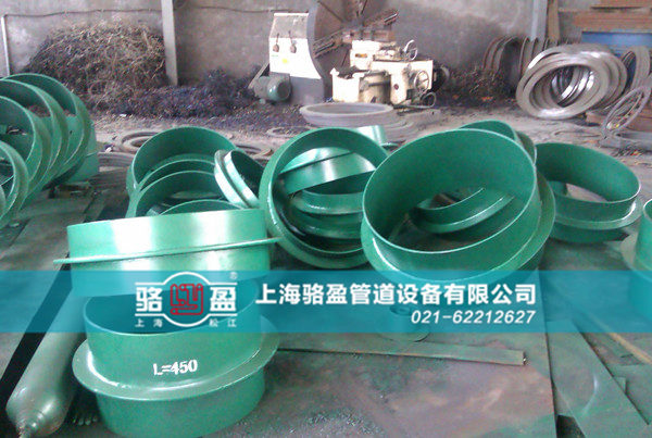 B型剛性密閉套管生產(chǎn)車間