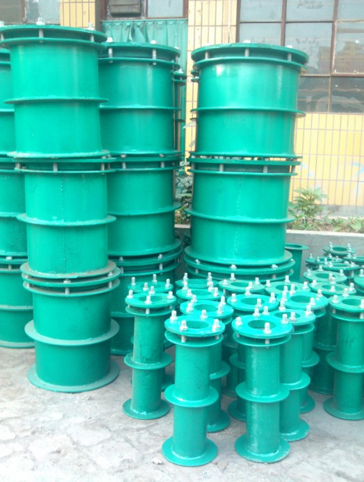 不同口徑<a href=http://www.www.yw25je.com target=_blank class=infotextkey>柔性防水套管</a>對(duì)比圖