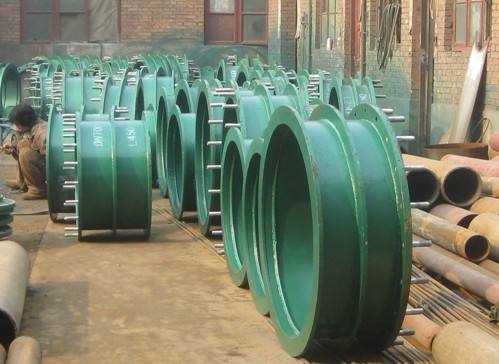 運(yùn)城市稷山縣大口徑<a href=http://www.www.yw25je.com target=_blank class=infotextkey>防水套管</a>發(fā)貨現(xiàn)場