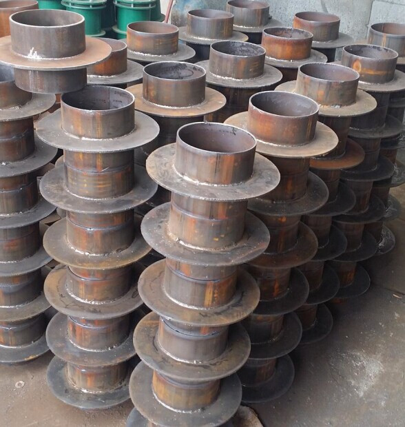 剛性<a href=http://www.www.yw25je.com target=_blank class=infotextkey>防水套管</a>半成品日常備貨實(shí)景圖